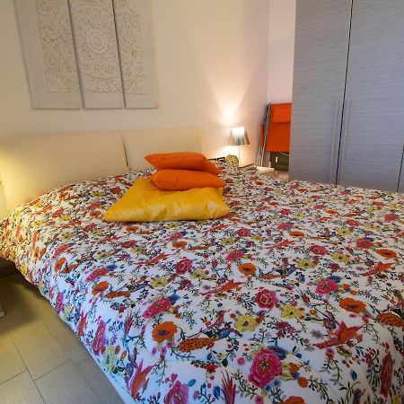 Cherubino - Stunning Lake View With Swimming Pool Parzanica Exterior photo